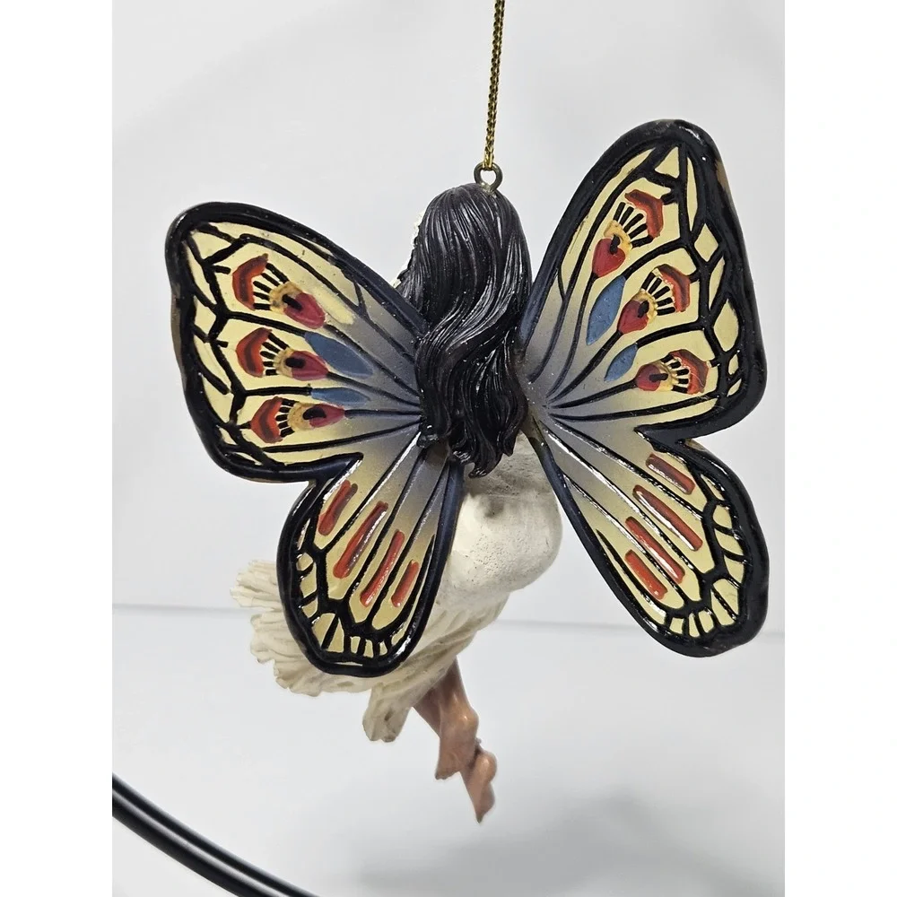 The Ashton-Drake Galleries resin ivory